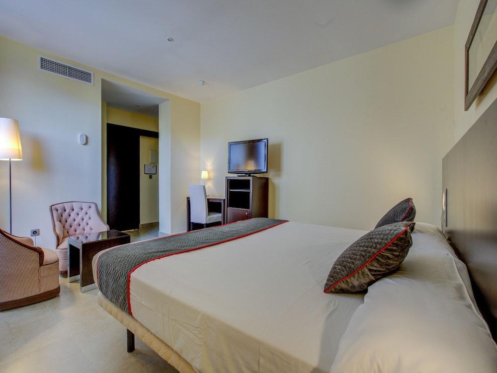 טוריחוס Hotel El Meson מראה חיצוני תמונה