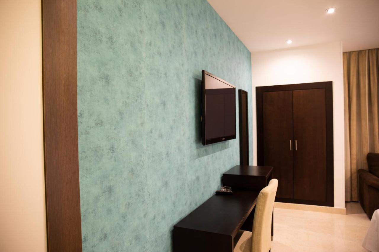 טוריחוס Hotel El Meson מראה חיצוני תמונה