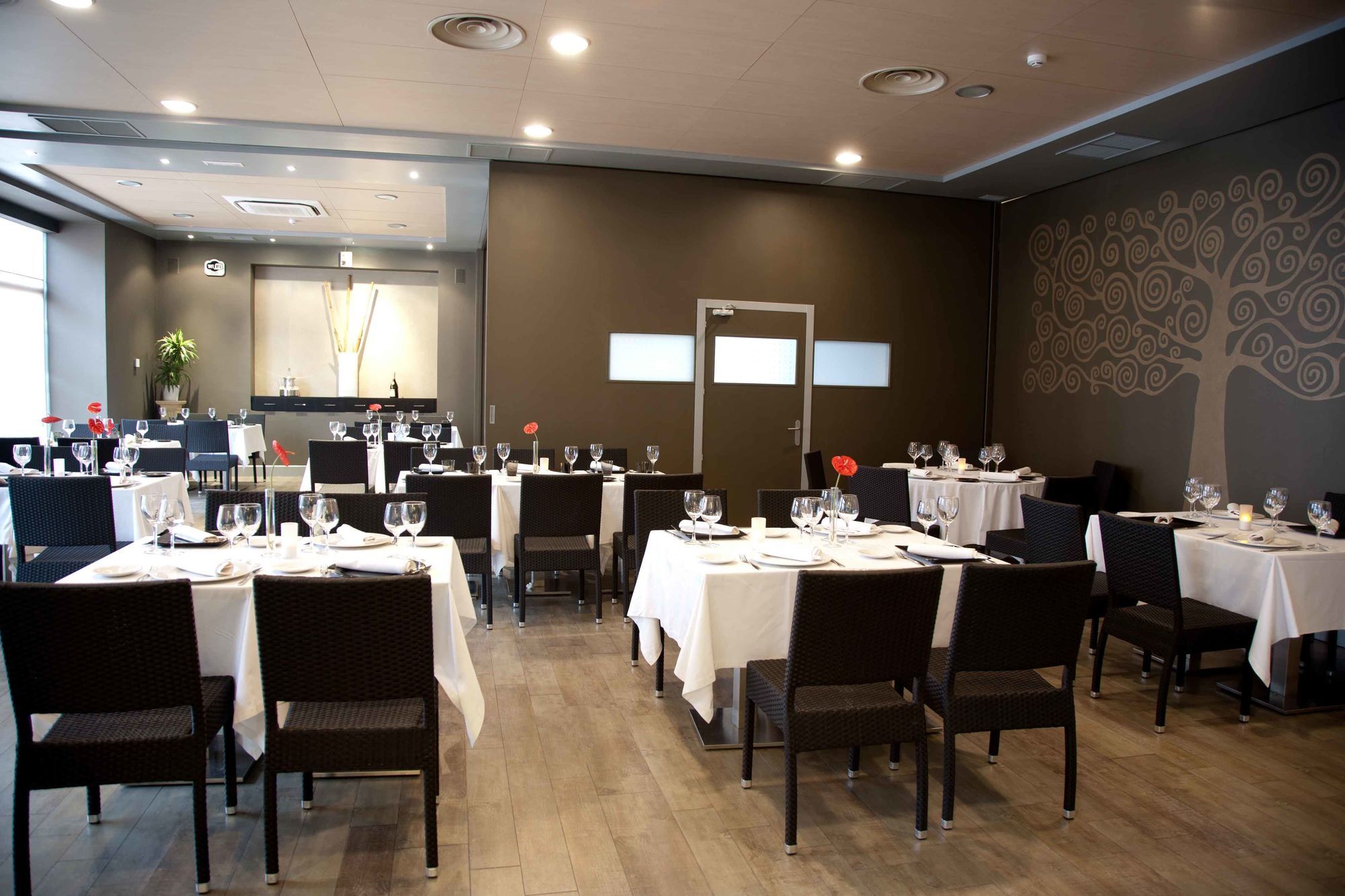 טוריחוס Hotel El Meson מסעדה תמונה